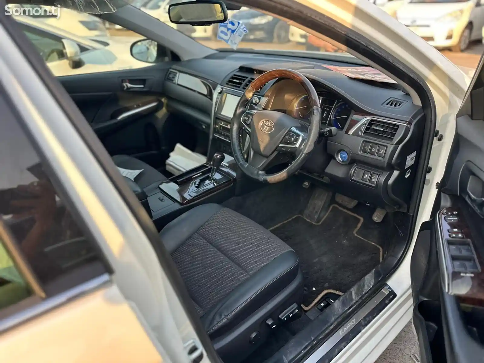 Toyota Camry, 2015-6