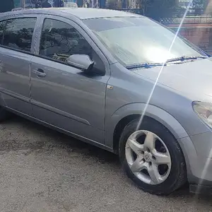 Opel Astra H, 2008