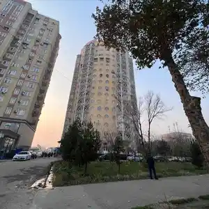 2-комн. квартира, 5 этаж, 70 м², Профсоюз, Ген Прокуратура, Сино