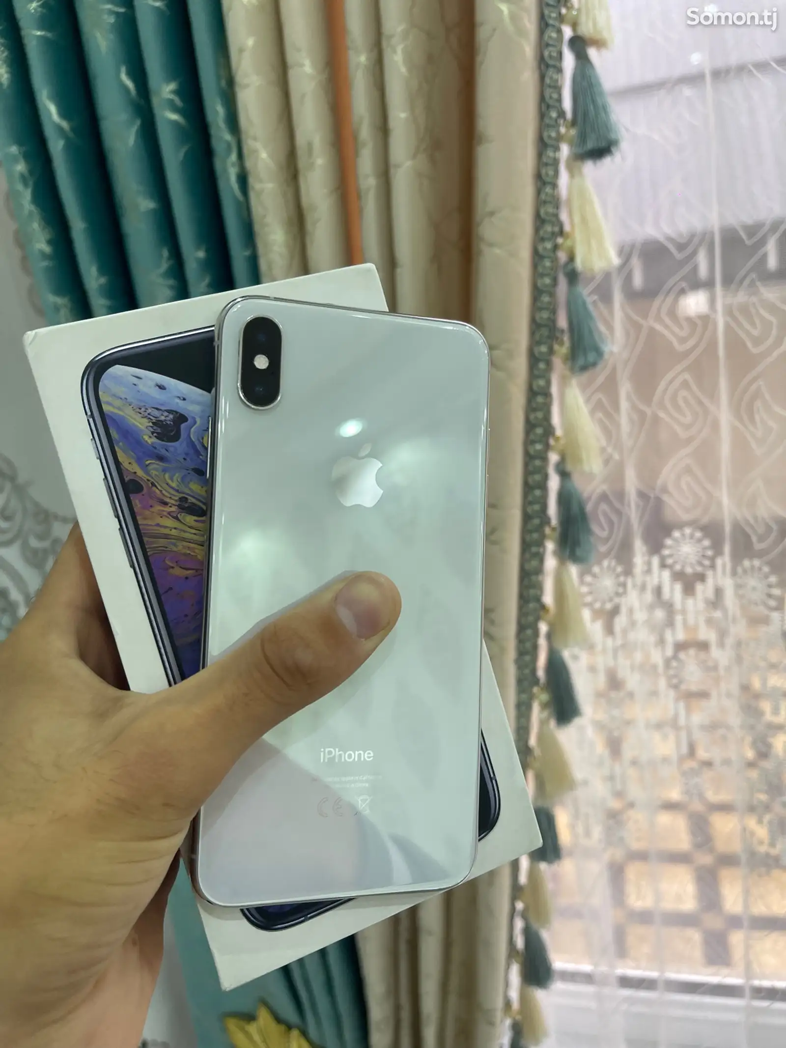 Apple iPhone Xs Max, 256 gb, Silver-1