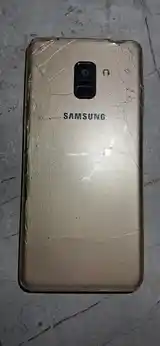 Samsung Galaxy А8 Plus-4