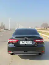 Toyota Camry, 2019-6