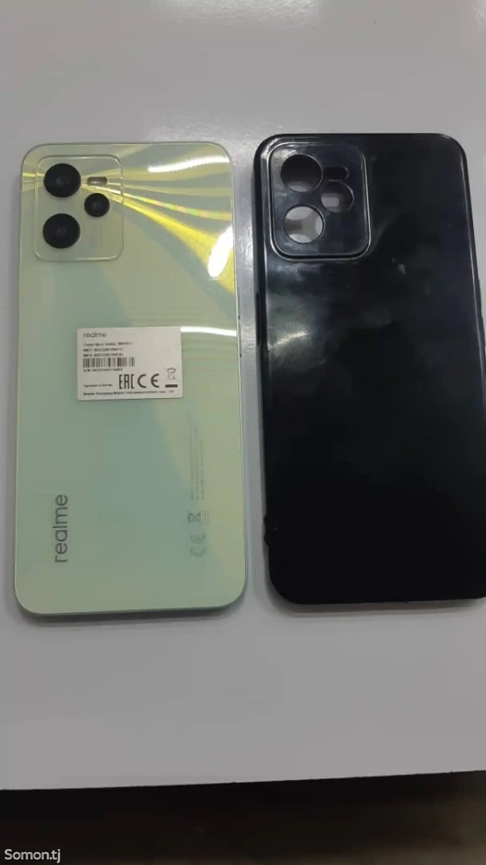 Телефон Realme-1