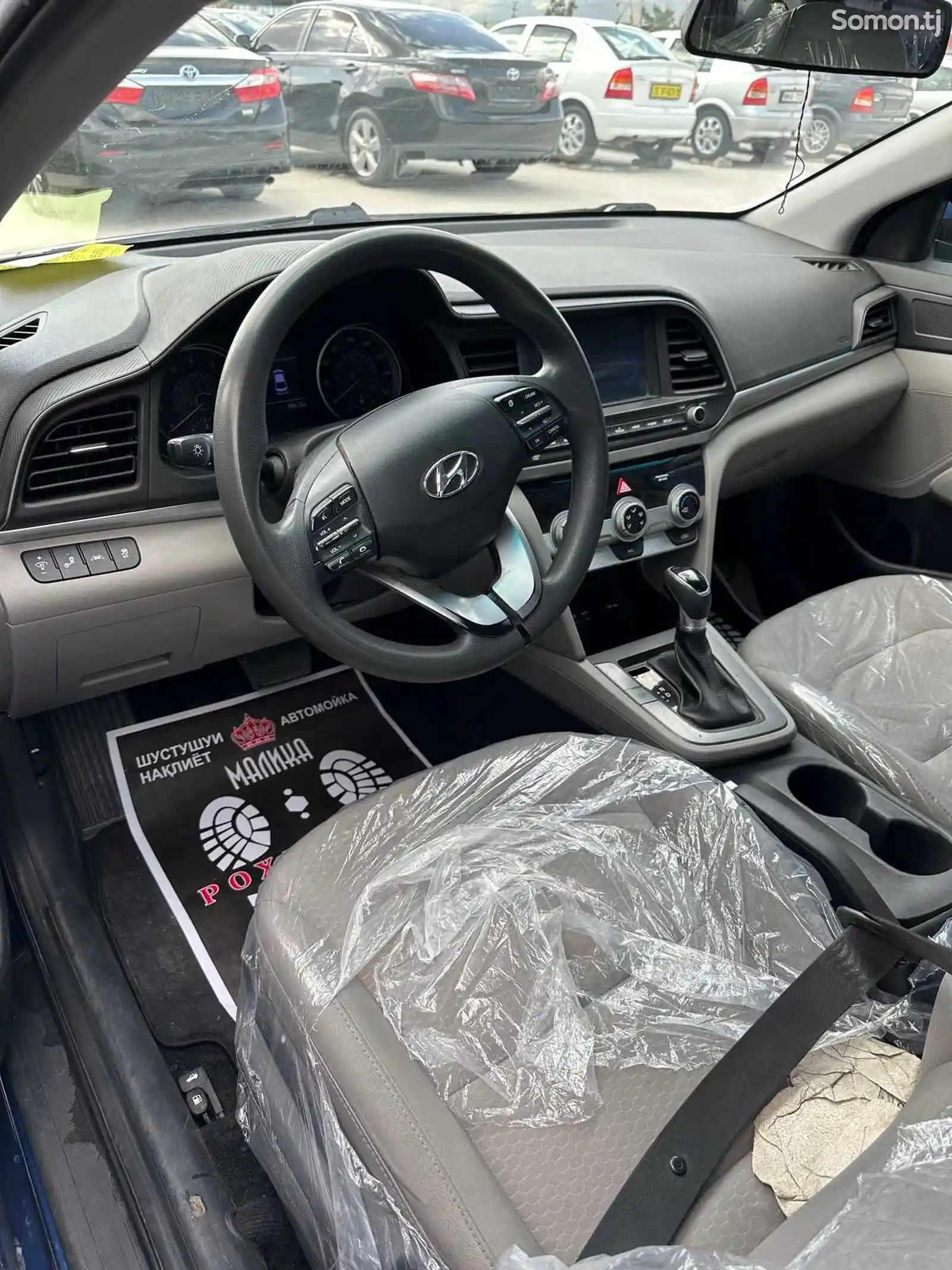 Hyundai Elantra, 2019-14
