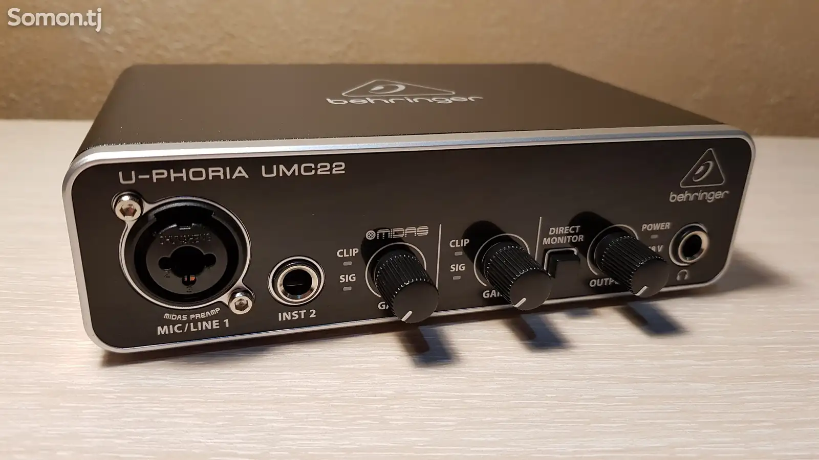 Аудиоинтерфейс Behringer Uмс22-1