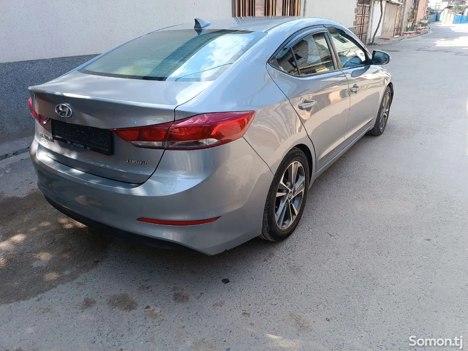 Hyundai Elantra, 2018-5