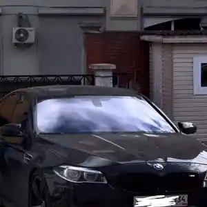 Лобовое стекло хамелеон для BMW 5
