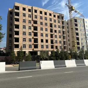 2-комн. квартира, 5 этаж, 62 м², Док. Шохмансур