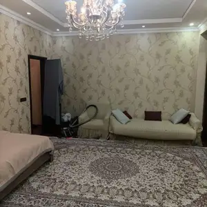 2-комн. квартира, 6 этаж, 80 м², 82 мкр, Барки точик