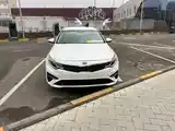 Kia Optima, 2018-8