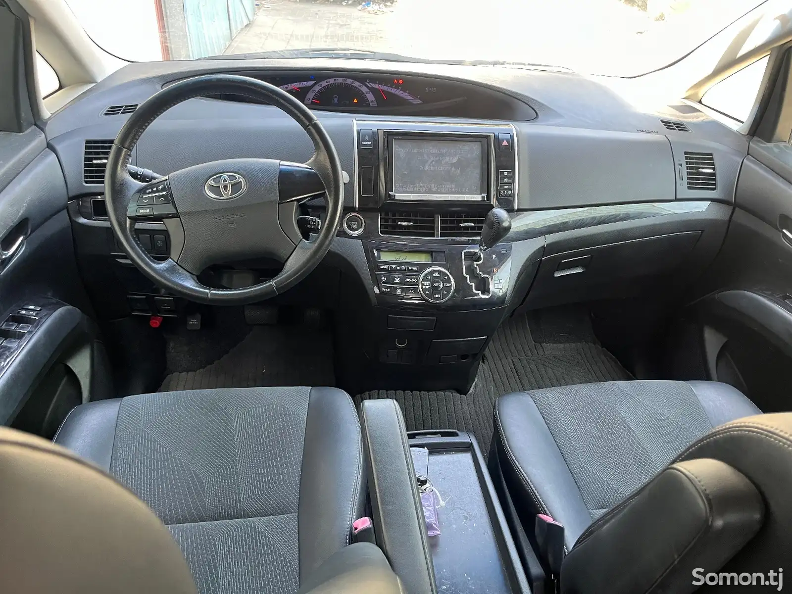 Toyota Estima, 2015-9