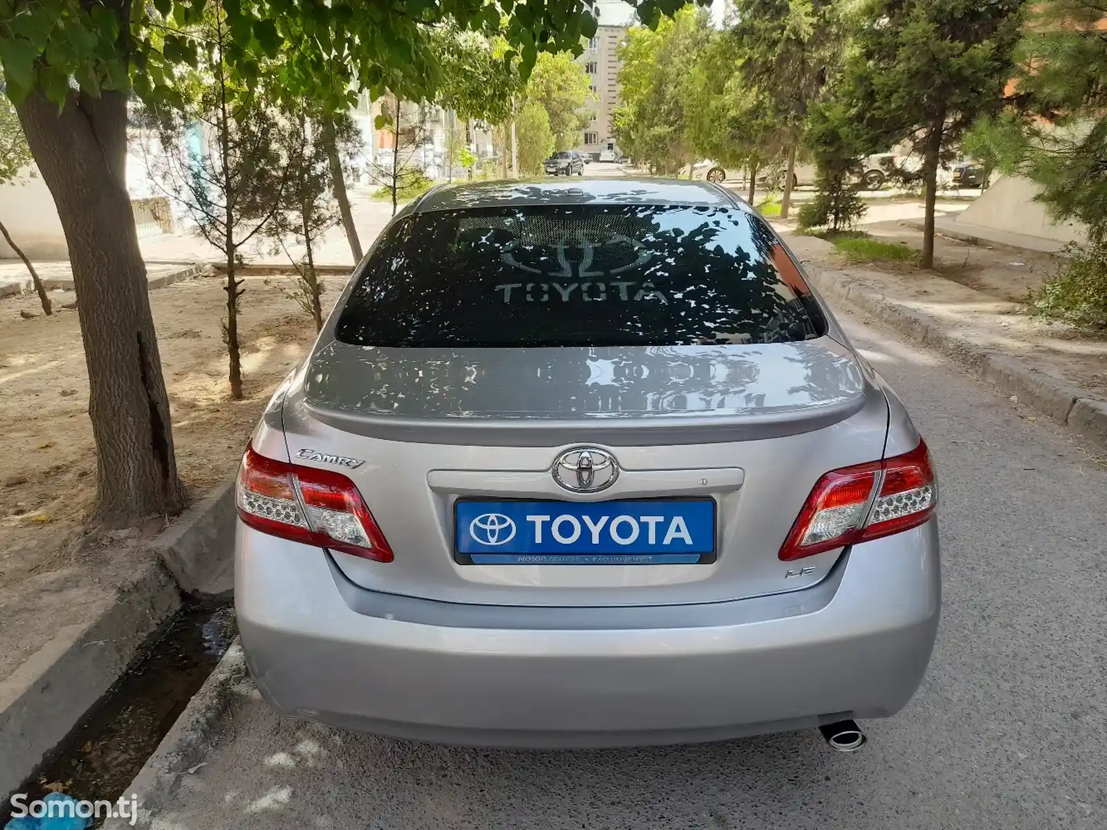 Toyota Camry, 2011-6