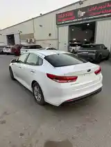 Kia Optima, 2017-4