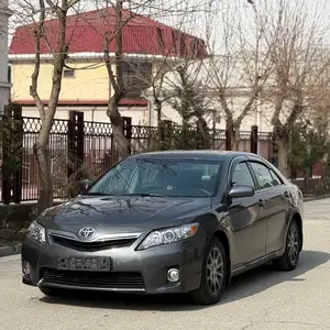 Toyota Camry, 2011