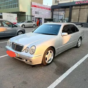 Mercedes-Benz E class, 2000