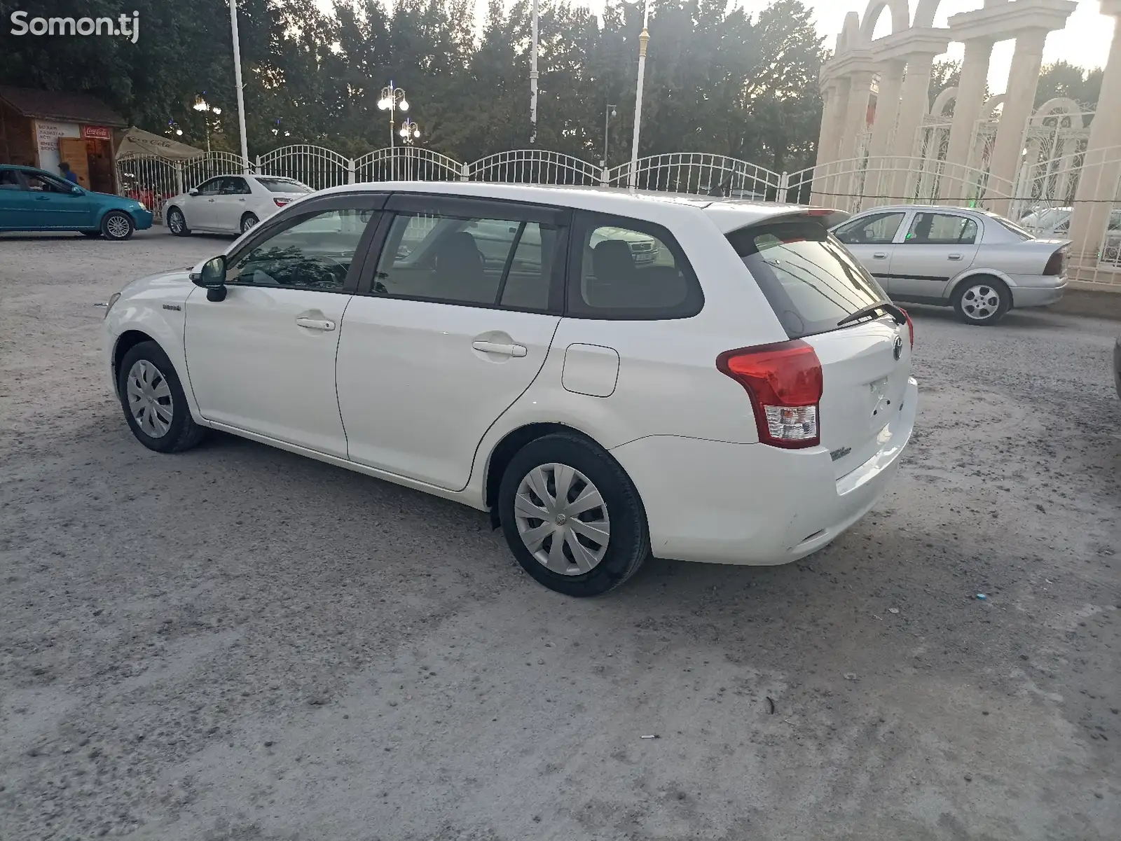 Toyota Fielder, 2014-4