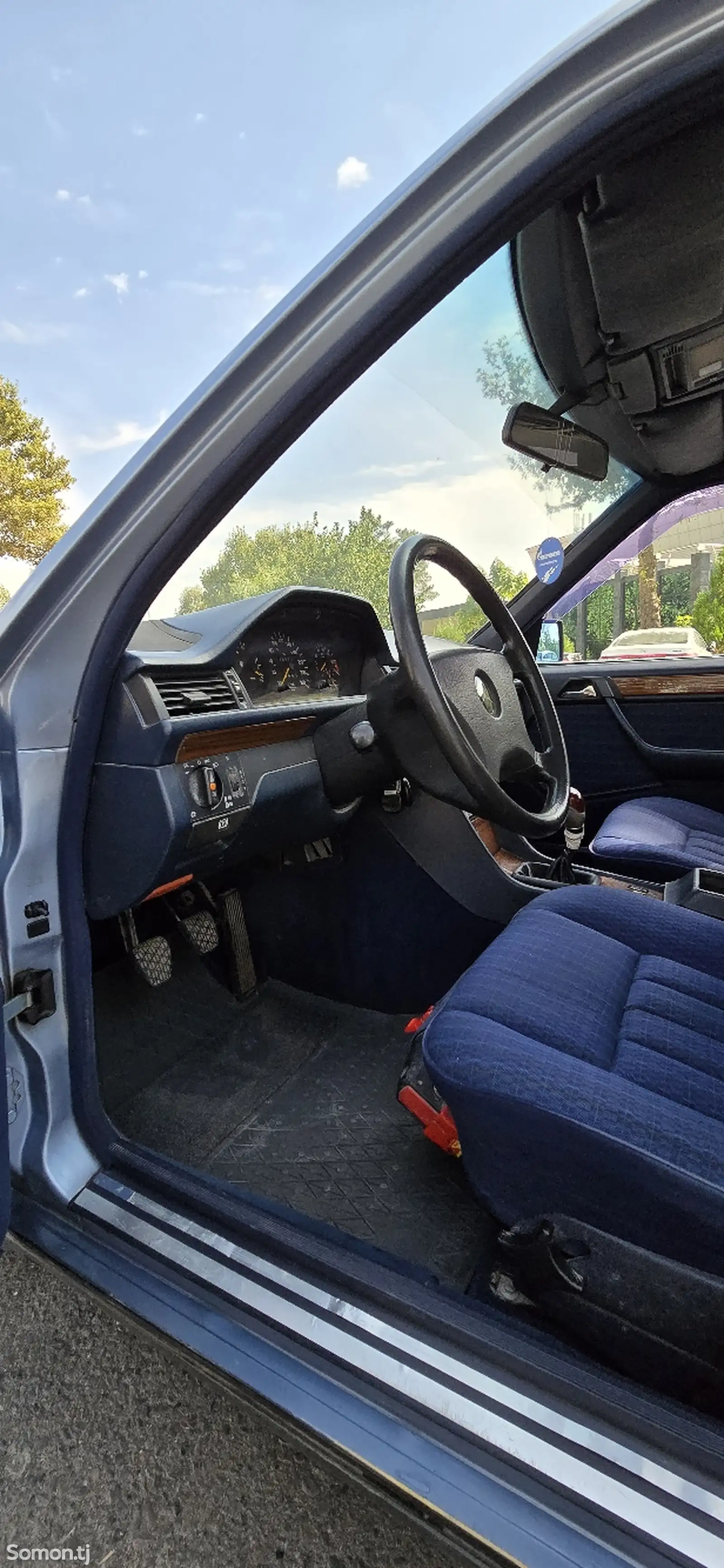 Mercedes-Benz W124, 1992-8