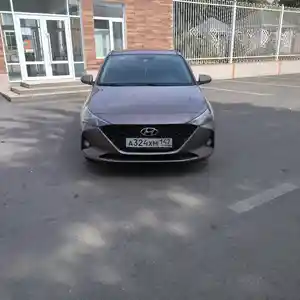 Hyundai Solaris, 2020