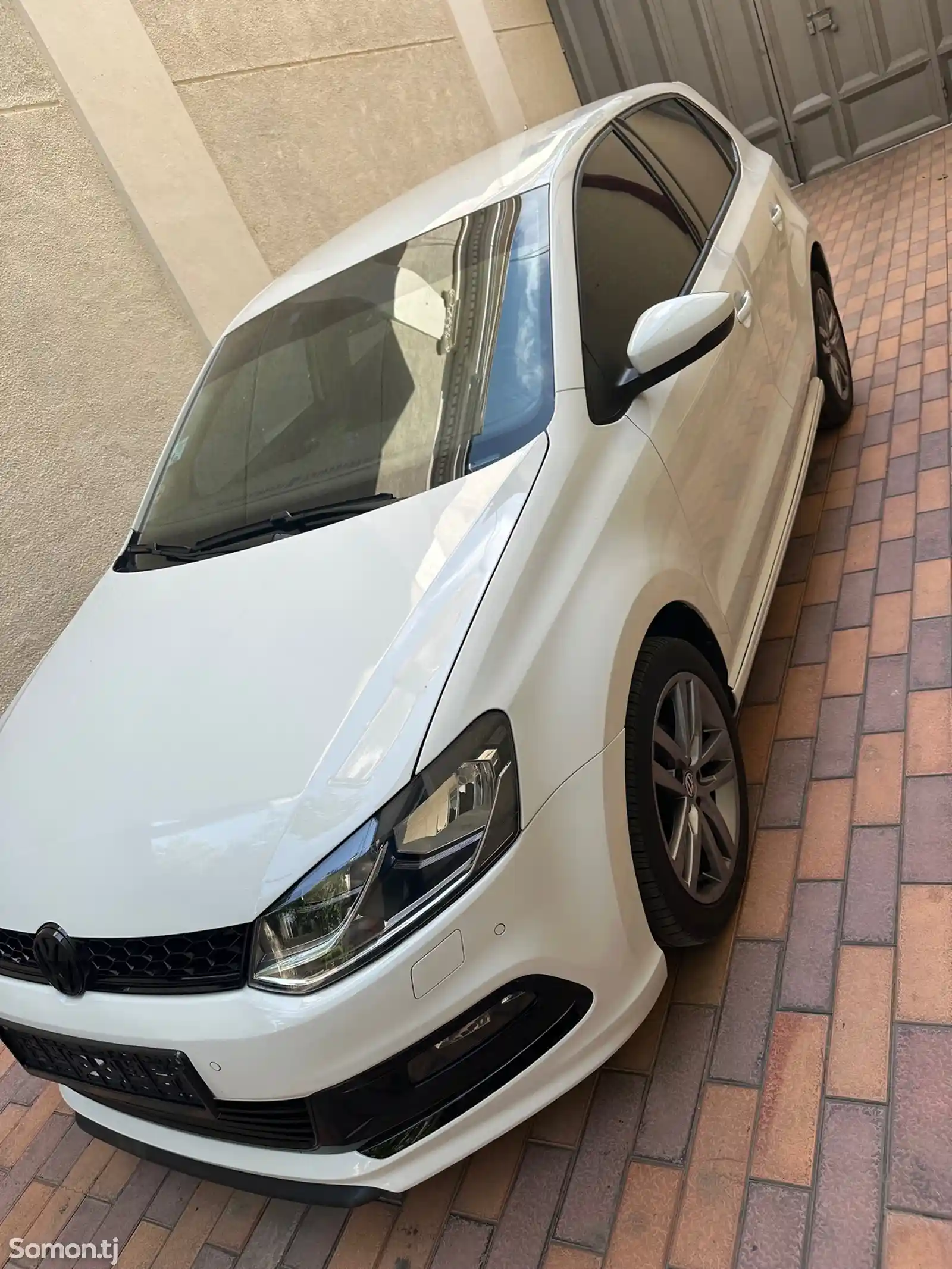 Volkswagen Polo, 2015-4