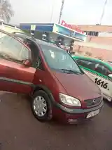 Opel Zafira, 2001-2