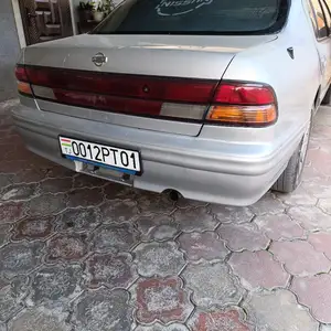 Nissan Cefiro, 1998