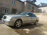 Mercedes-Benz E class, 2000-4