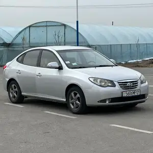 Hyundai Avante, 2010