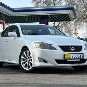 Lexus IS series, 2008