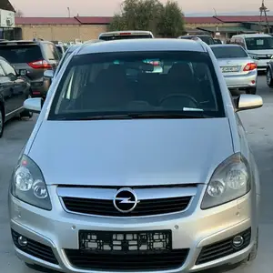 Opel Zafira, 2007