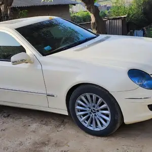 Mercedes-Benz E class, 2009