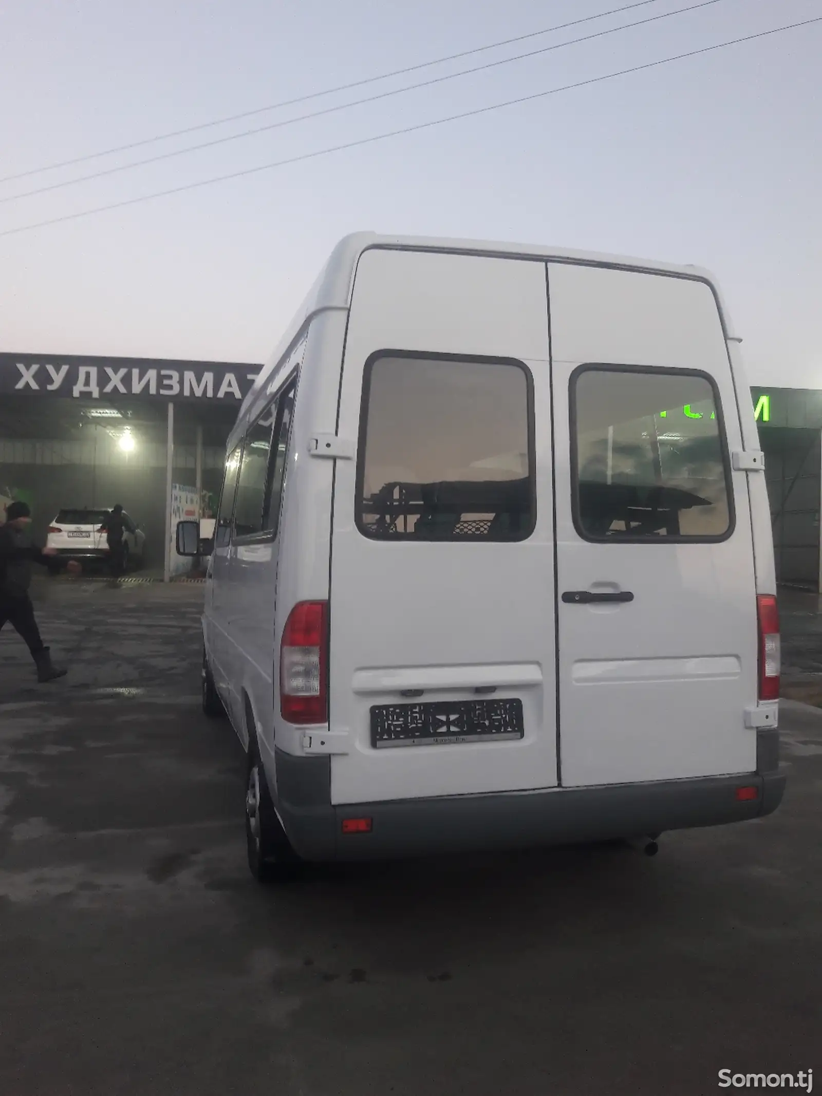 Микроавтобус Mercedes-Benz Sprinter, 1997-1