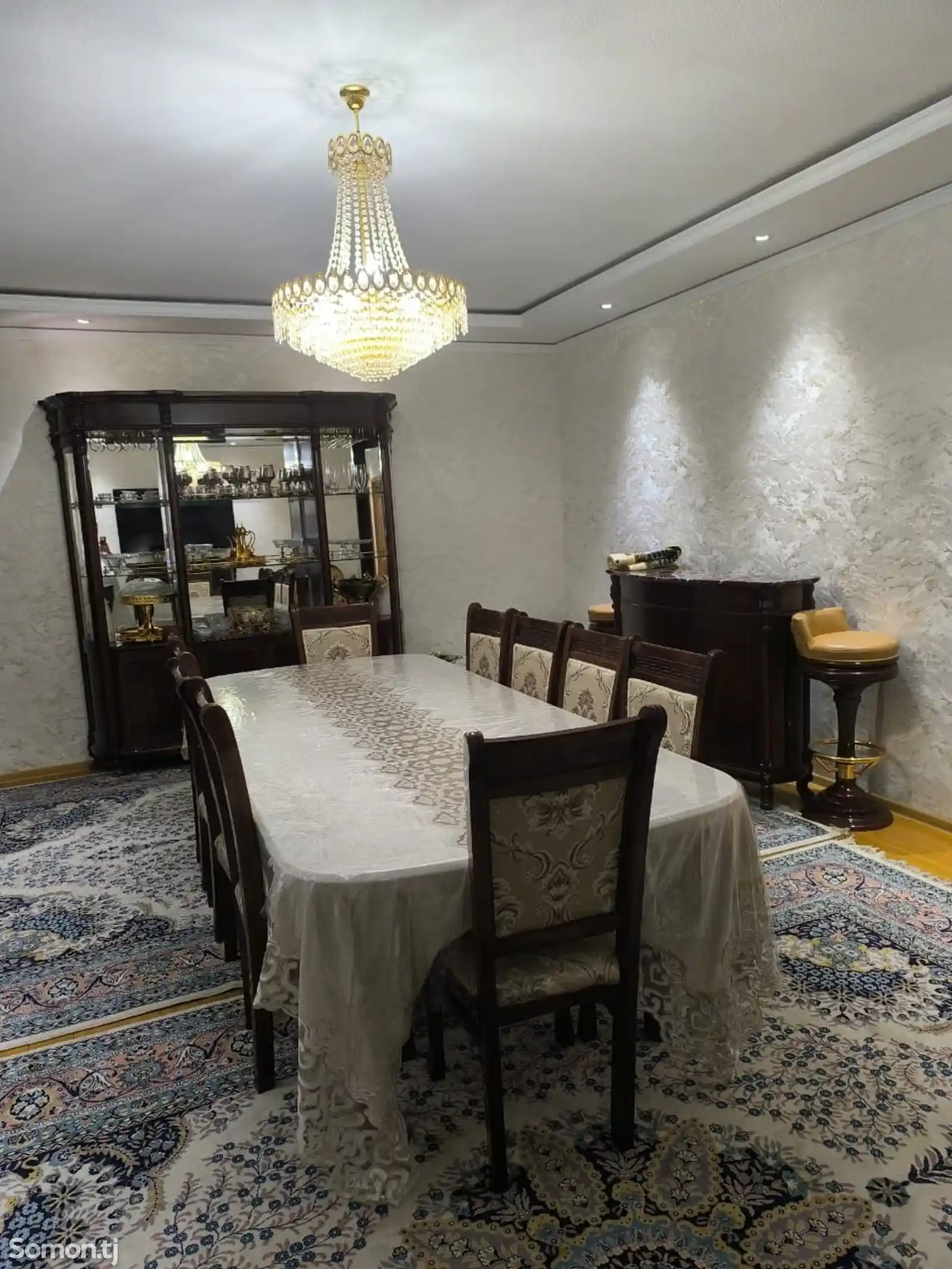 5-комн. квартира, 3 этаж, 140 м², 91 мкр-4