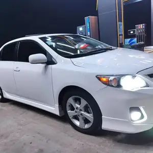 Toyota Corolla, 2011