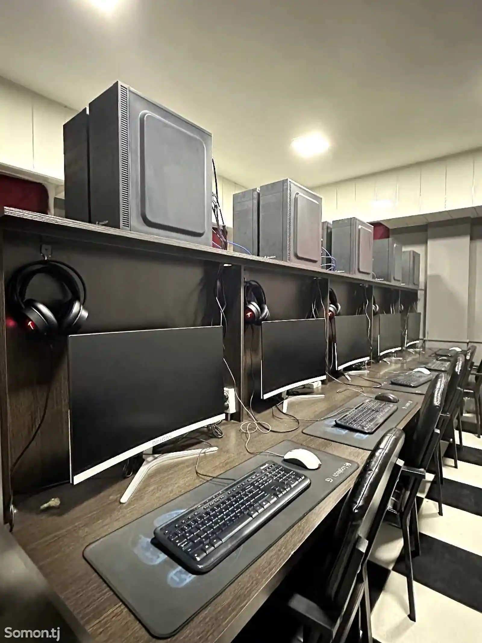 Комплект игровых компьютеров для интернет кафе-4