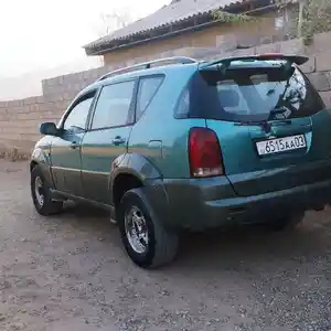 Ssang Yong Rexton, 2001