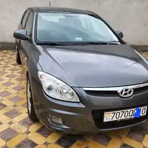 Hyundai i30, 2010