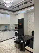 2-комн. квартира, 15 этаж, 70м², сомони танка-6