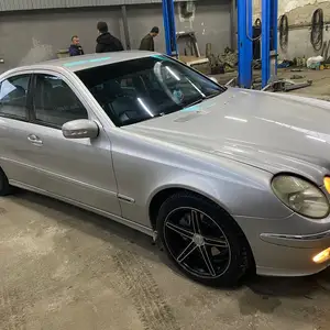 Mercedes-Benz E class, 2003