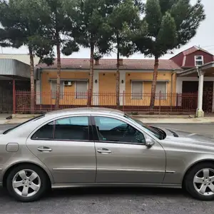 Mercedes-Benz E class, 2004