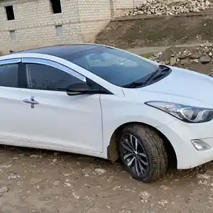 Hyundai Avante, 2013