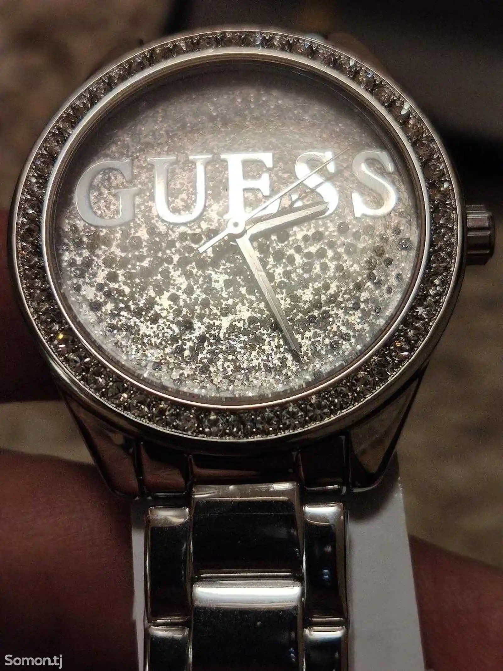 Часы Guess W0987L1-1