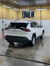 Toyota RAV 4, 2019-5