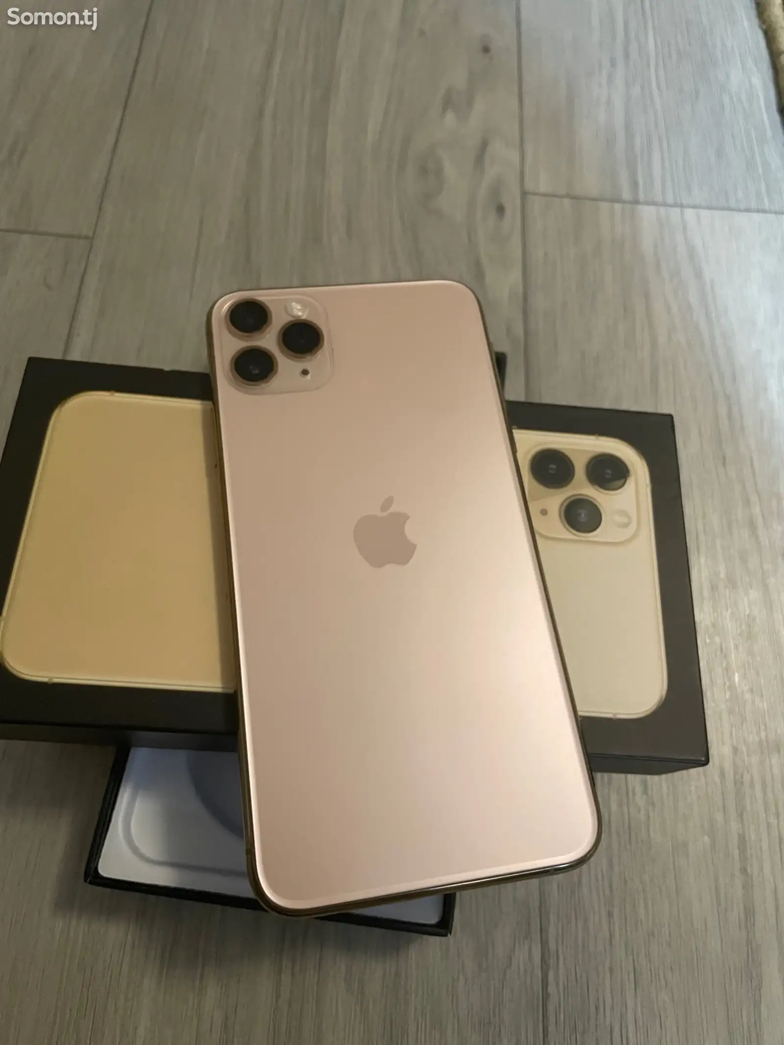 Apple iPhone 11 Pro Max, 256 gb, Gold-1