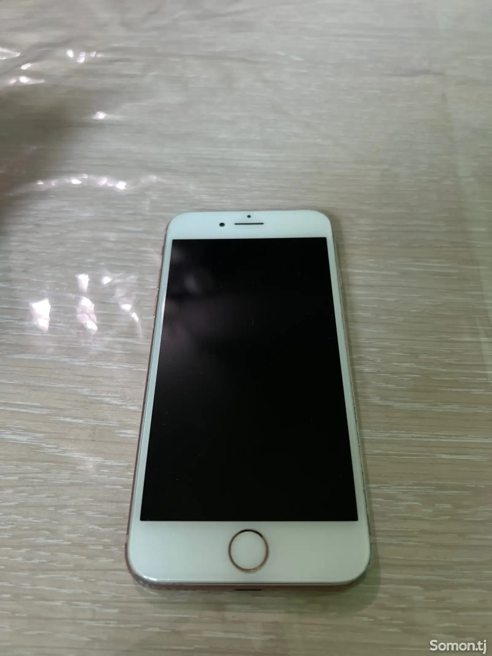 Apple iPhone 8, 256 gb, Gold-1