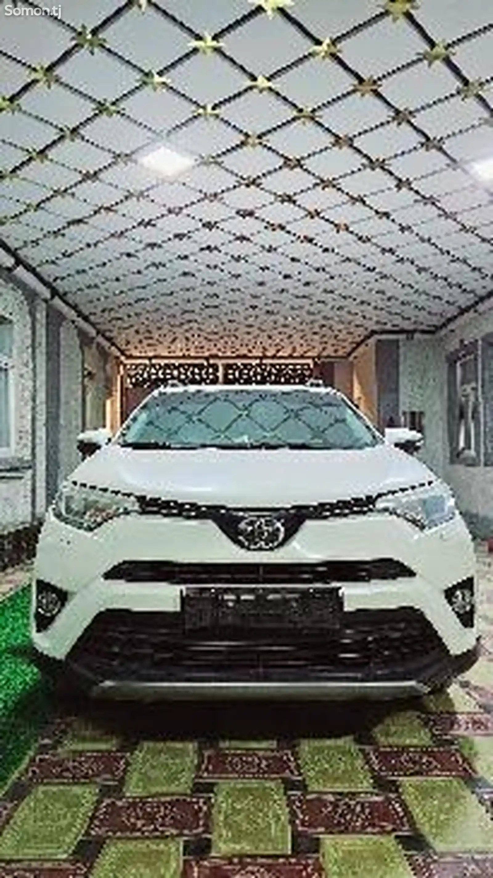 Toyota RAV 4, 2017-1