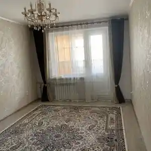 2-комн. квартира, 5 этаж, 65м², Сино