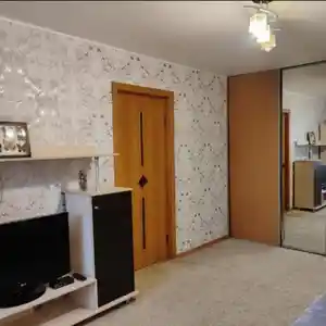 2-комн. квартира, 4 этаж, 80 м², Водонасос