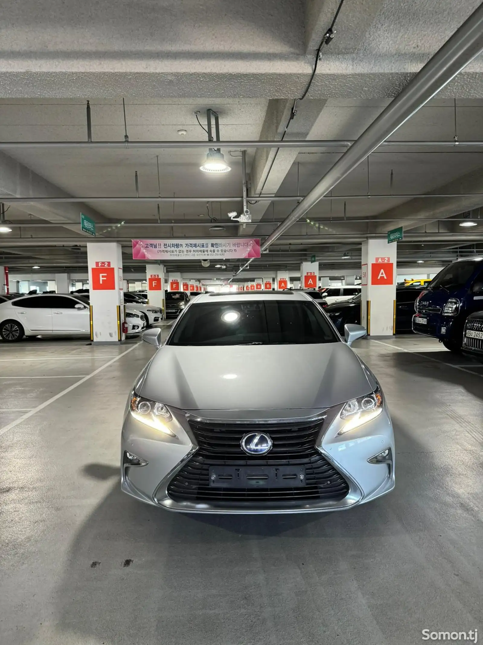 Lexus ES series, 2016-1