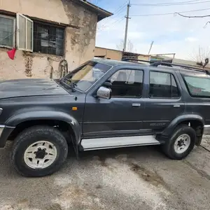 Toyota Hilux, 1992