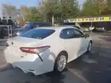 Toyota Camry, 2018-12